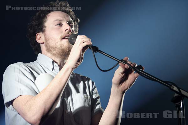 METRONOMY - 2011-11-11 - AMIENS - Zenith - 